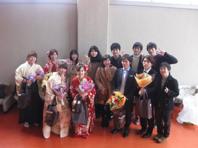 4回生との集合写真です